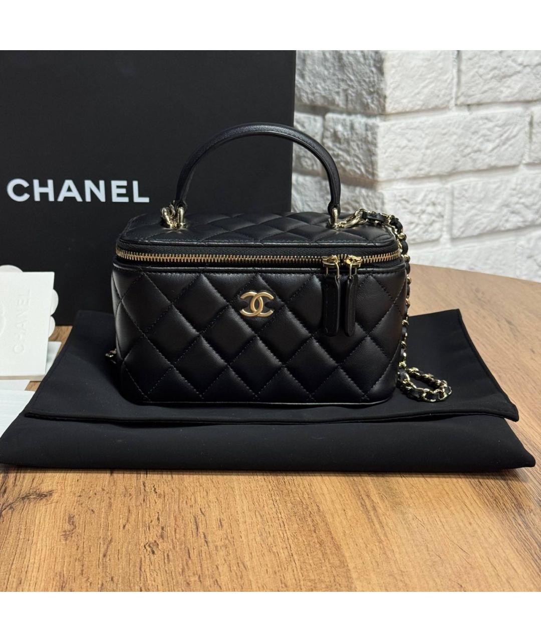 CHANEL Черная кожаная сумка через плечо, фото 3