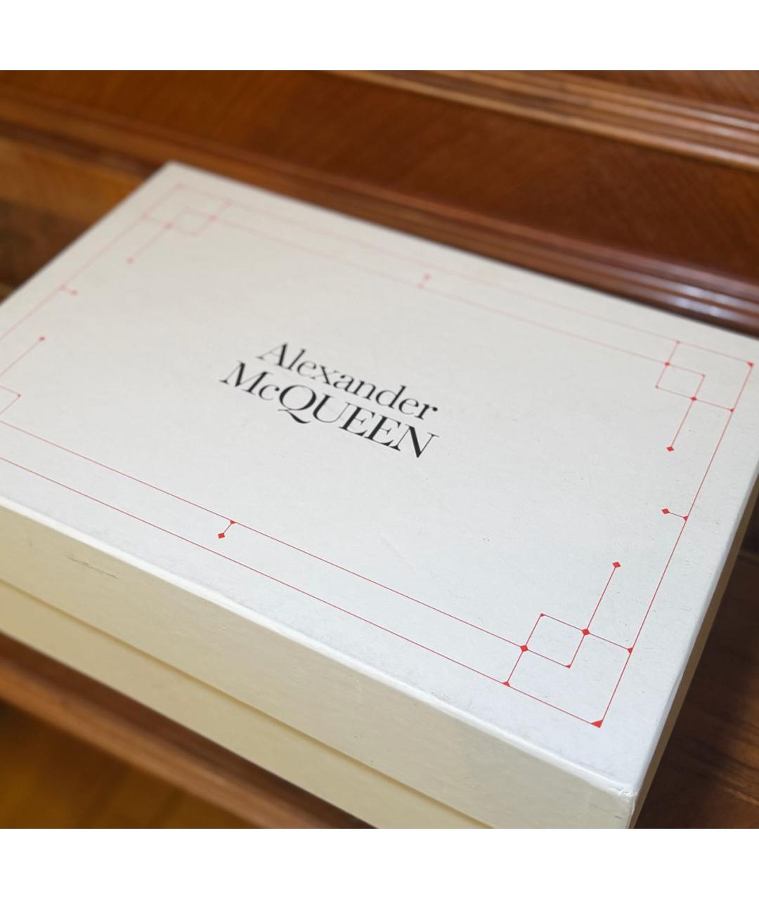 ALEXANDER MCQUEEN Белые кожаные низкие кроссовки / кеды, фото 5