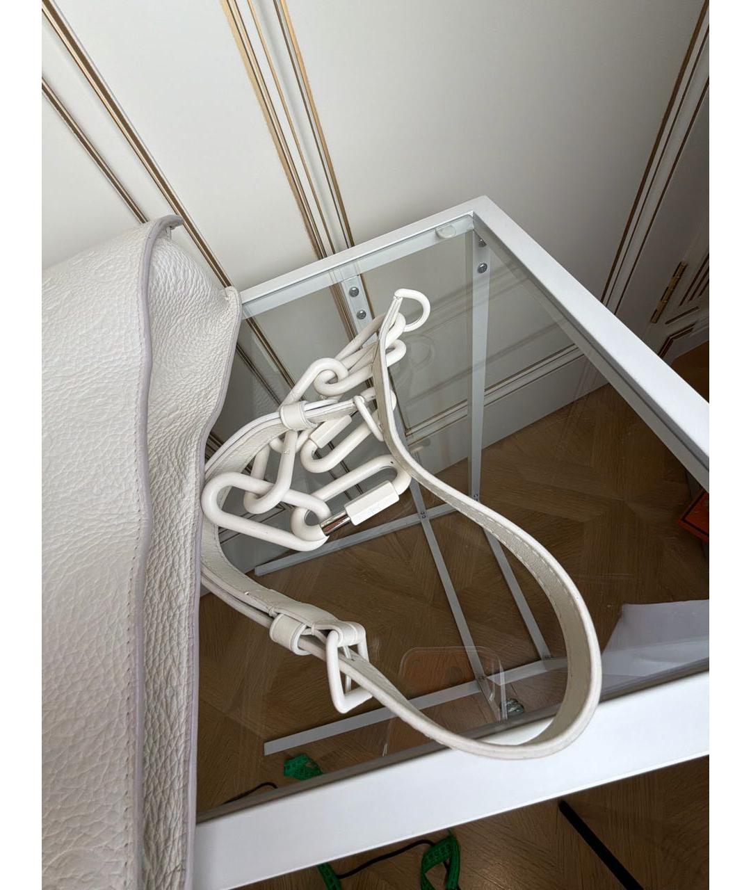 LOUIS VUITTON Белая кожаная сумка с короткими ручками, фото 6