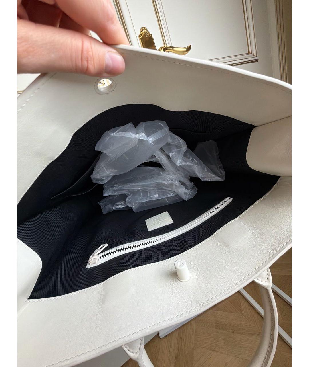 LOUIS VUITTON Белая кожаная сумка с короткими ручками, фото 5