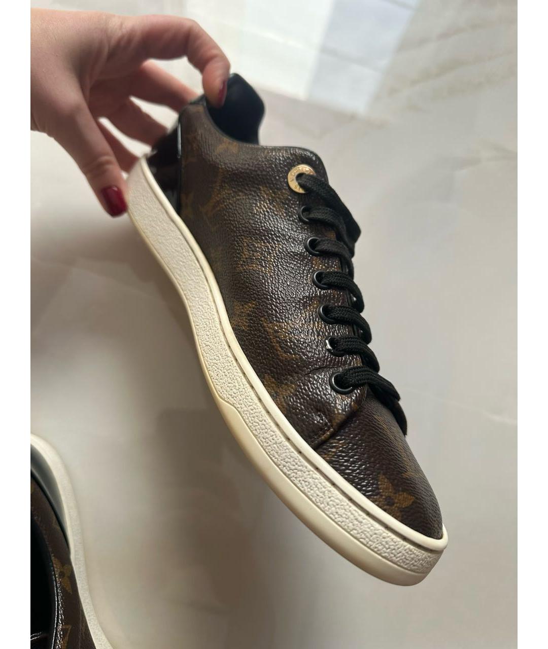 LOUIS VUITTON Коричневые кеды, фото 5