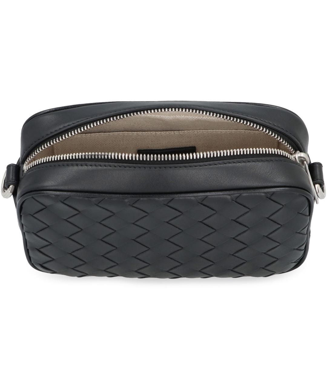 BOTTEGA VENETA Черная кожаная сумка на плечо, фото 6