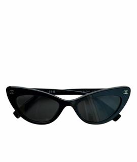 CHANEL Солнцезащитные очки