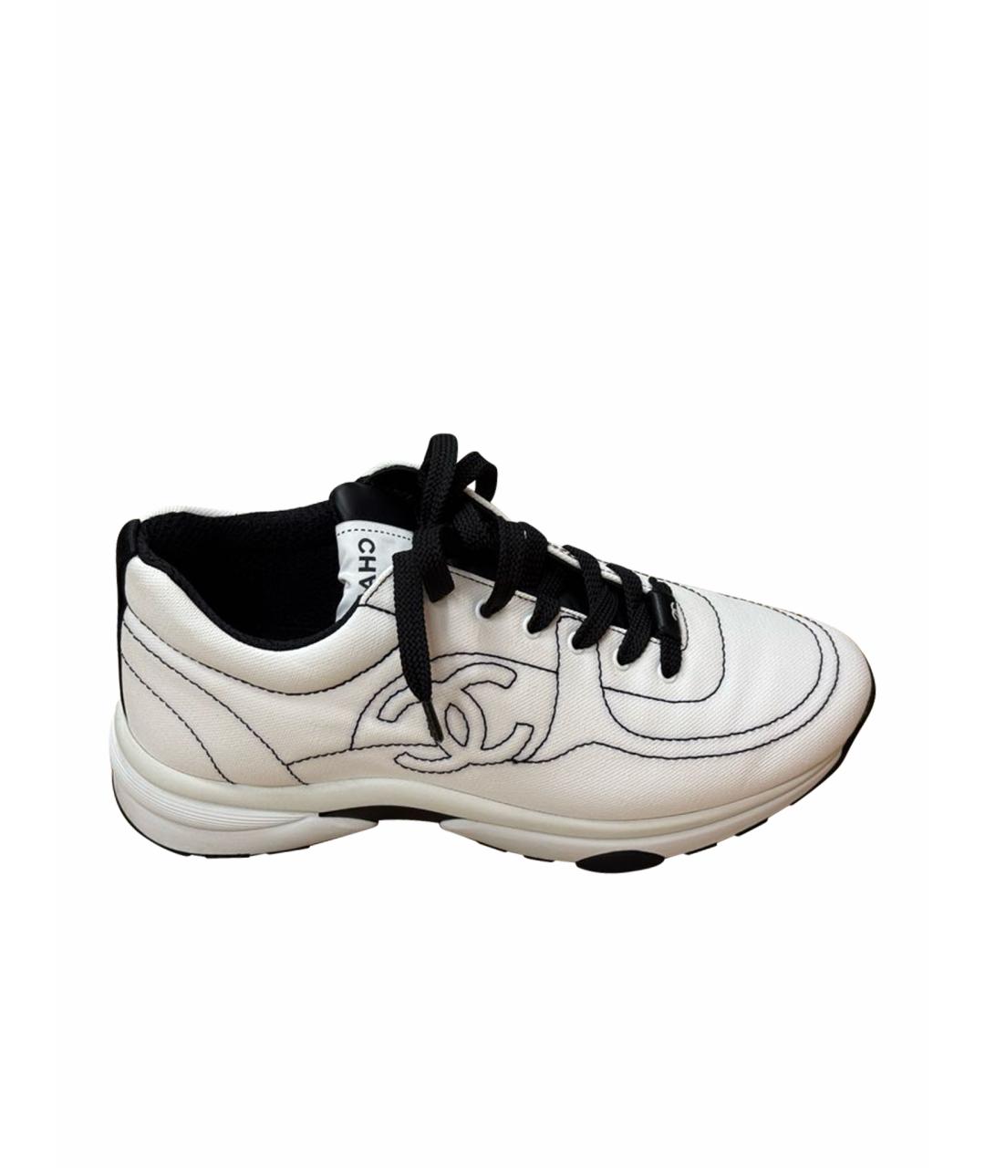 CHANEL Белые кроссовки, фото 1
