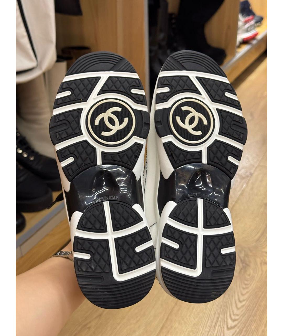 CHANEL Белые кроссовки, фото 4