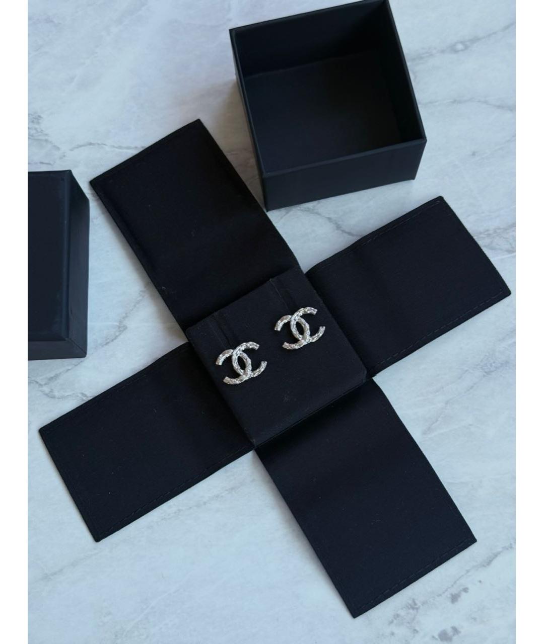 CHANEL Серебряные металлические серьги, фото 2