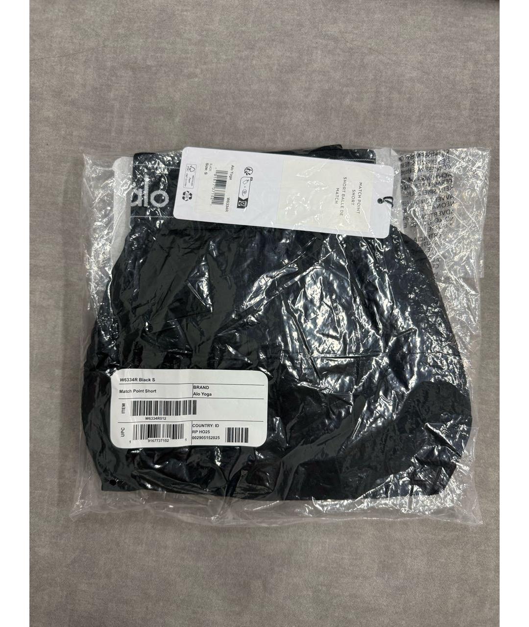 ALO YOGA Черные полиэстеровые шорты, фото 4