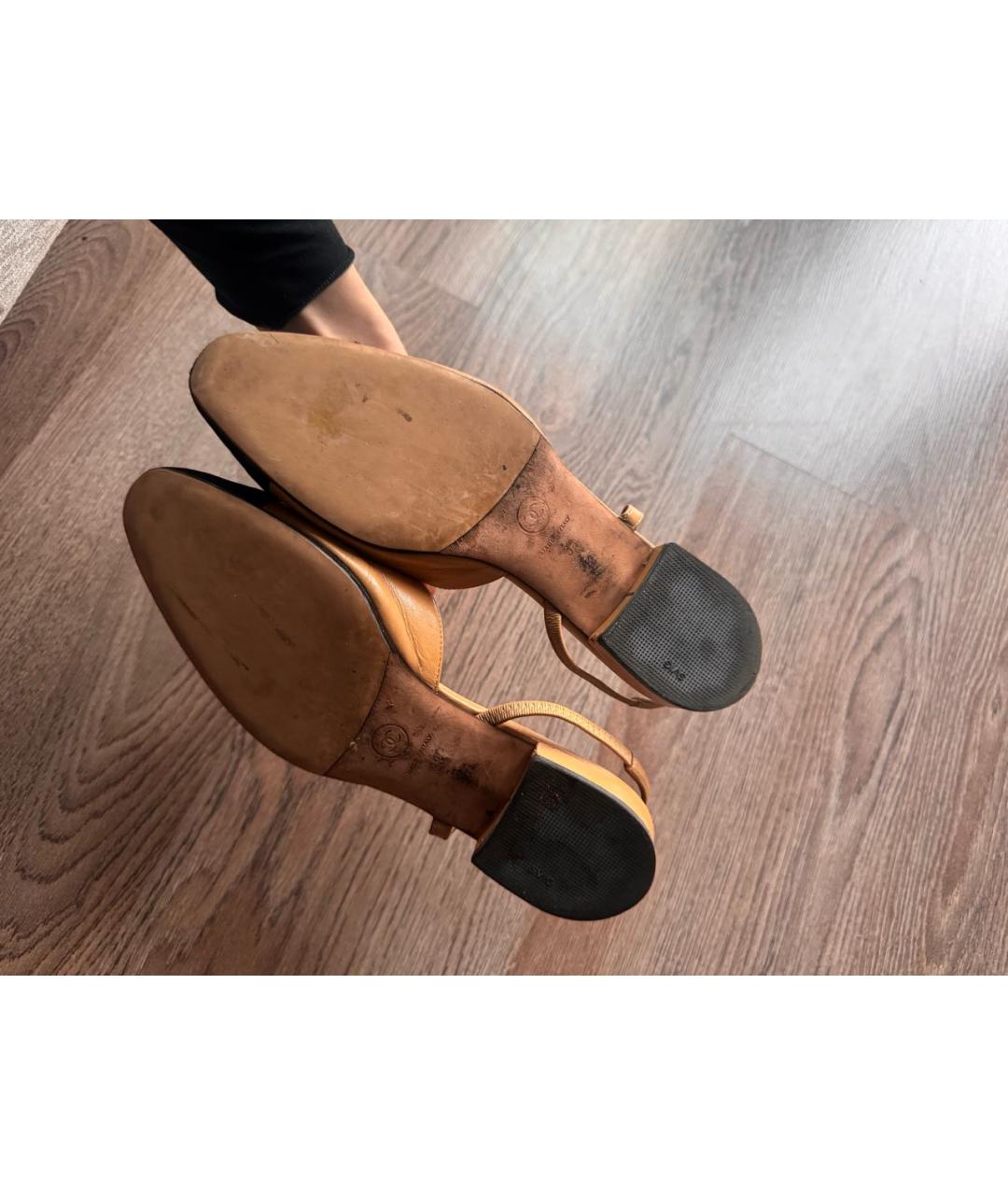 CHANEL Бежевые кожаные лодочки на низком каблуке, фото 5