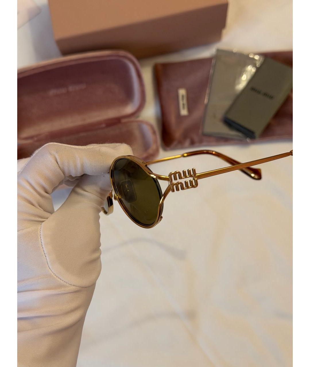 MIU MIU Золотые металлические солнцезащитные очки, фото 7