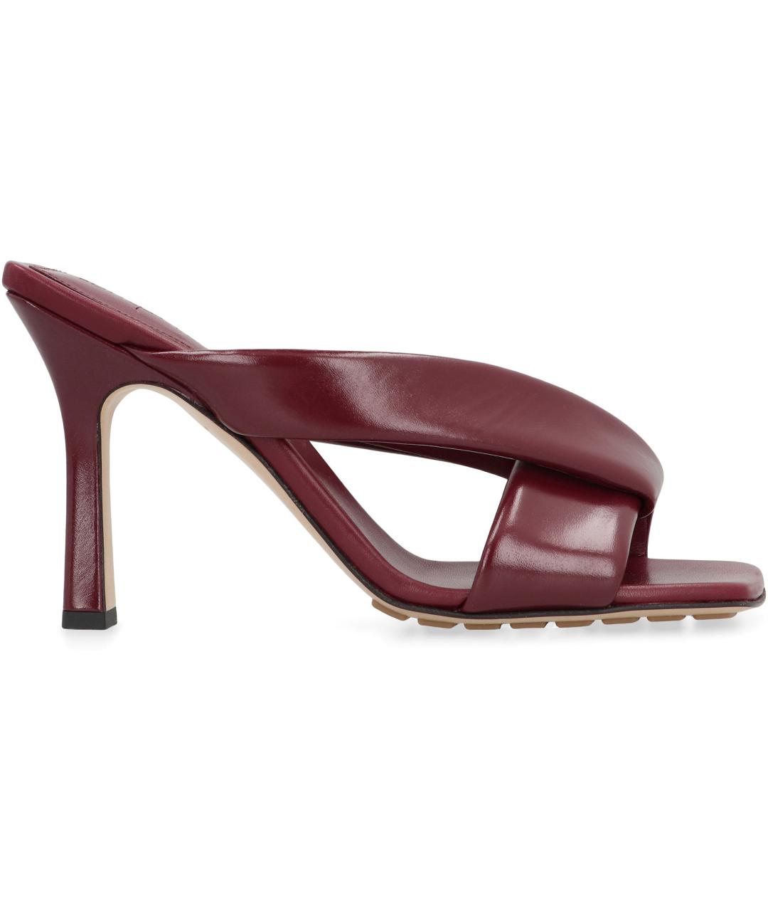 BOTTEGA VENETA Бордовые кожаные мюли, фото 2