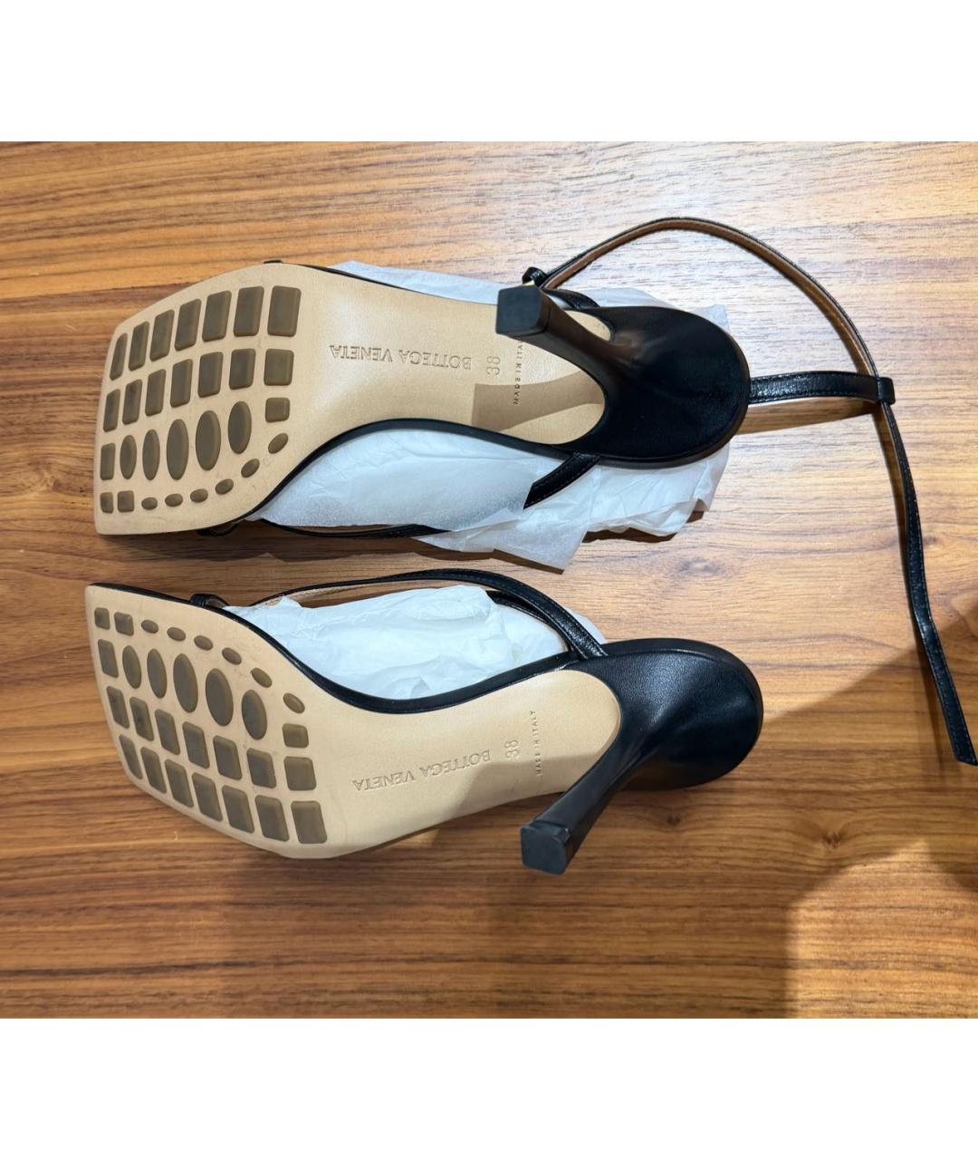 BOTTEGA VENETA Черные кожаные босоножки, фото 7