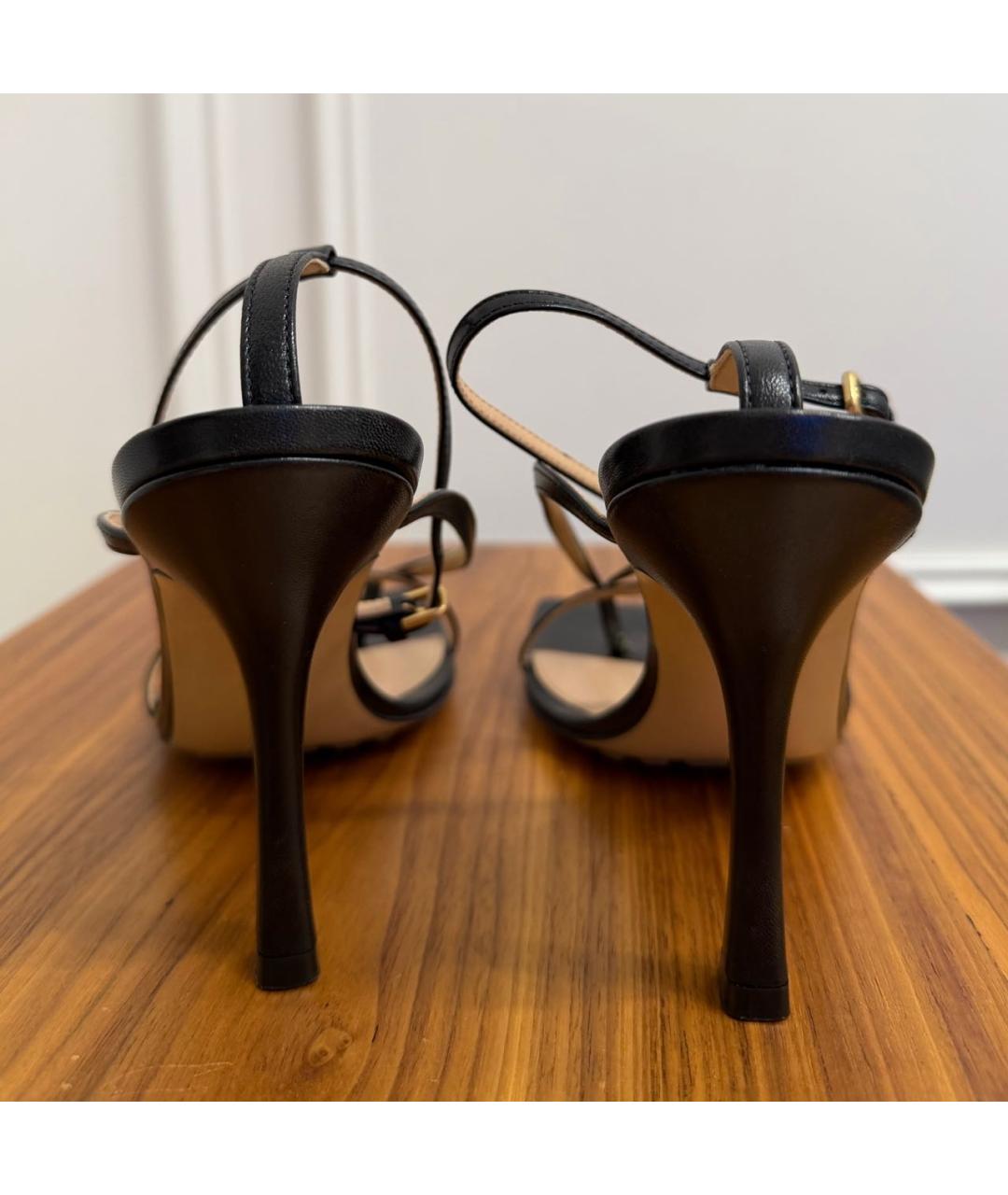 BOTTEGA VENETA Черные кожаные босоножки, фото 4