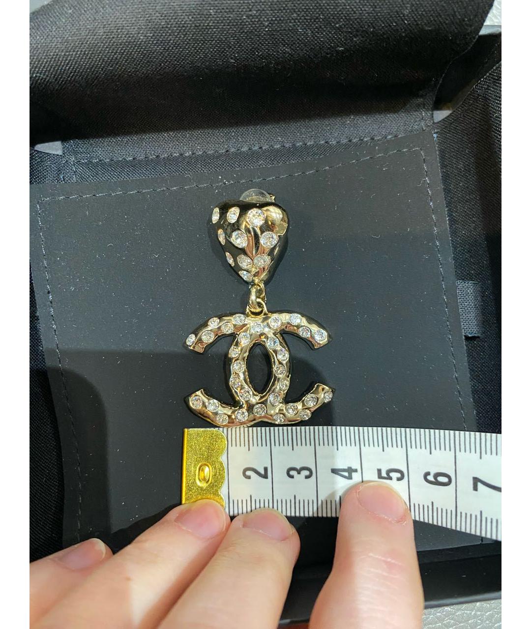 CHANEL Золотые металлические серьги, фото 3