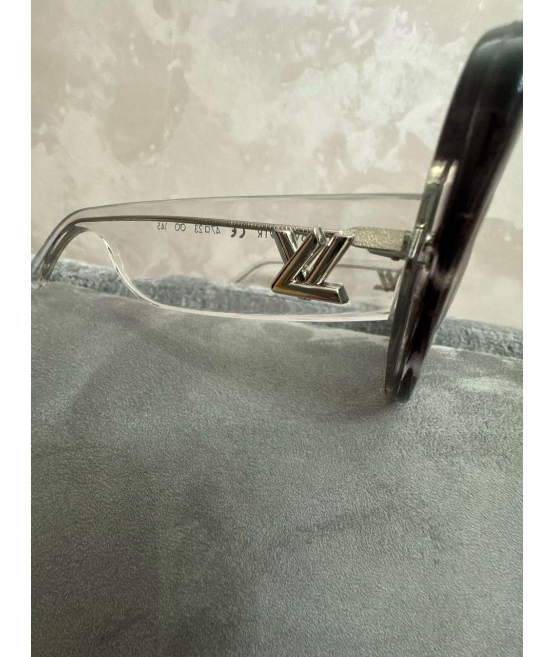 LOUIS VUITTON Серые пластиковые солнцезащитные очки, фото 3