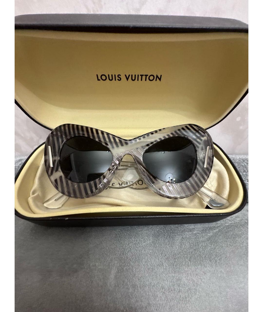 LOUIS VUITTON Серые пластиковые солнцезащитные очки, фото 5