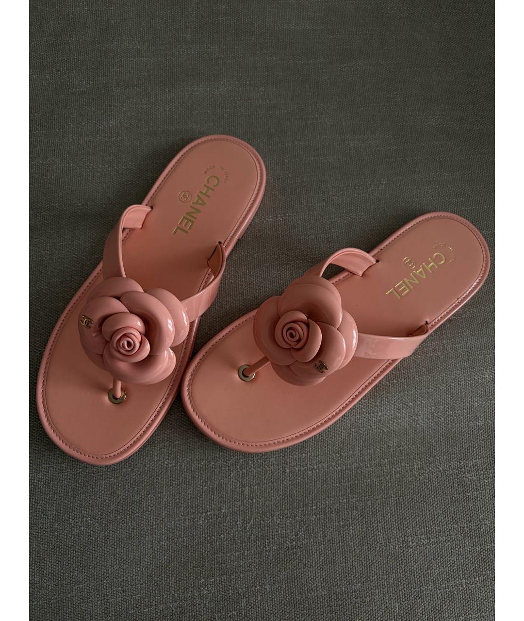 CHANEL Коралловые кожаные шлепанцы, фото 4