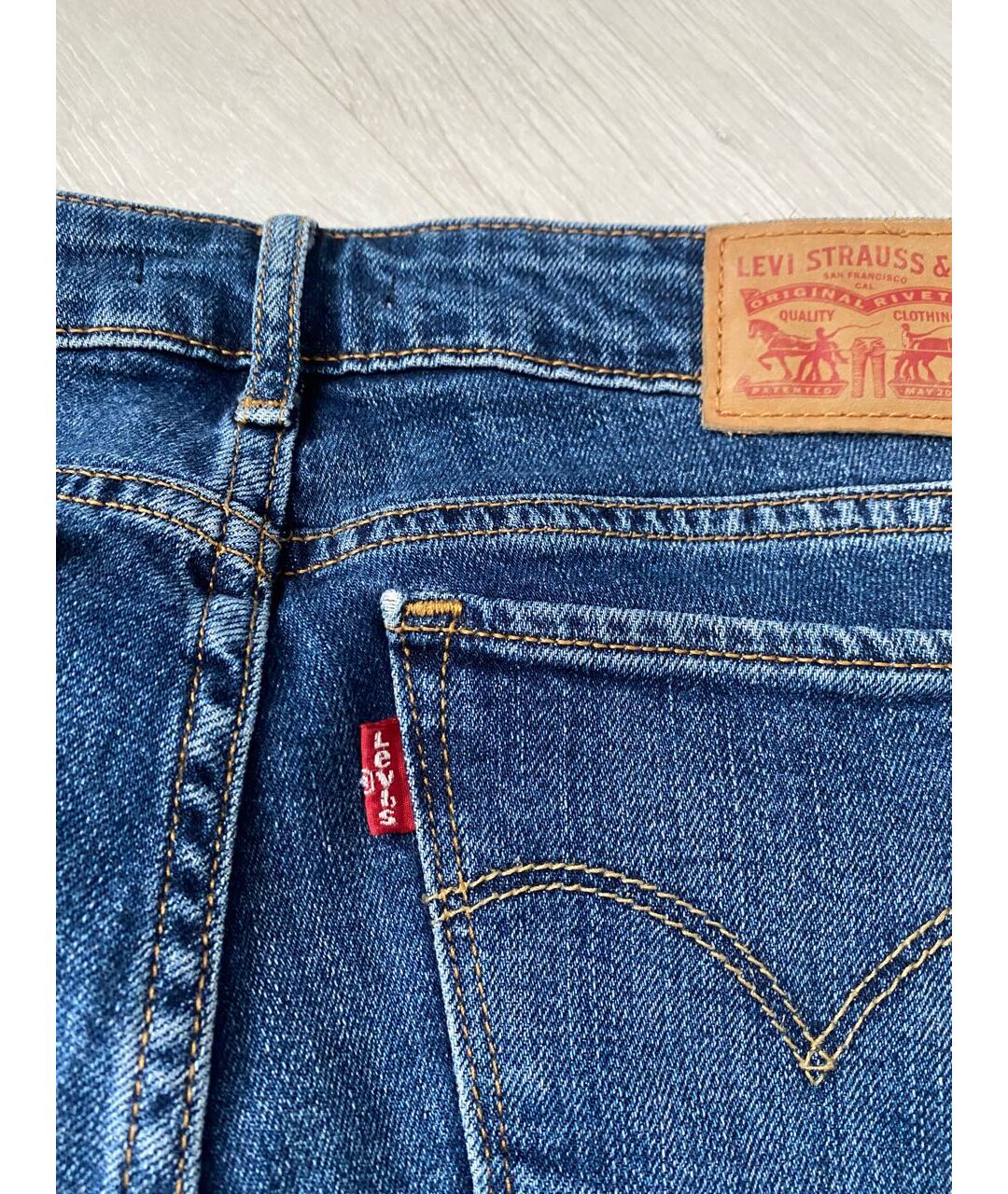 LEVI'S Синие хлопко-эластановые прямые джинсы, фото 4