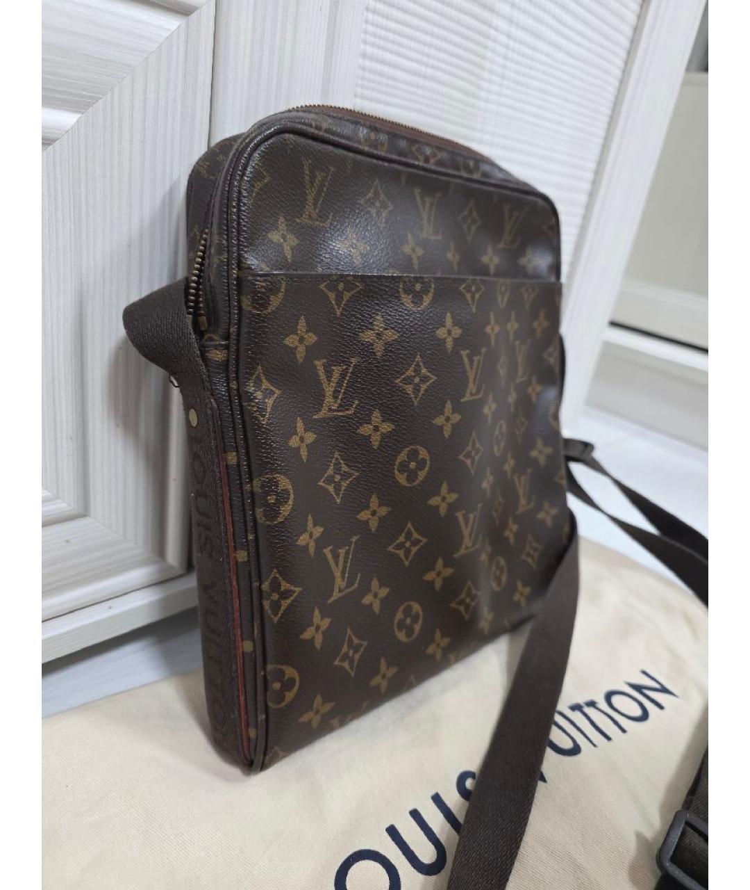 LOUIS VUITTON Коричневая сумка на плечо, фото 2