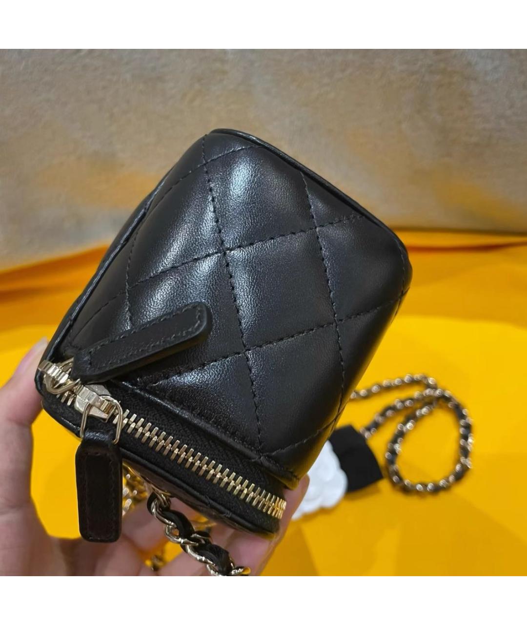 CHANEL Черная кожаная сумка через плечо, фото 4