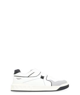 VALENTINO Низкие кроссовки / кеды