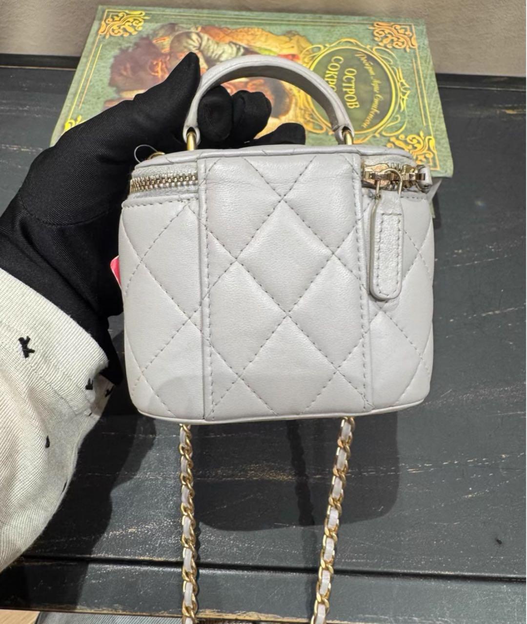 CHANEL Серая кожаная сумка через плечо, фото 3