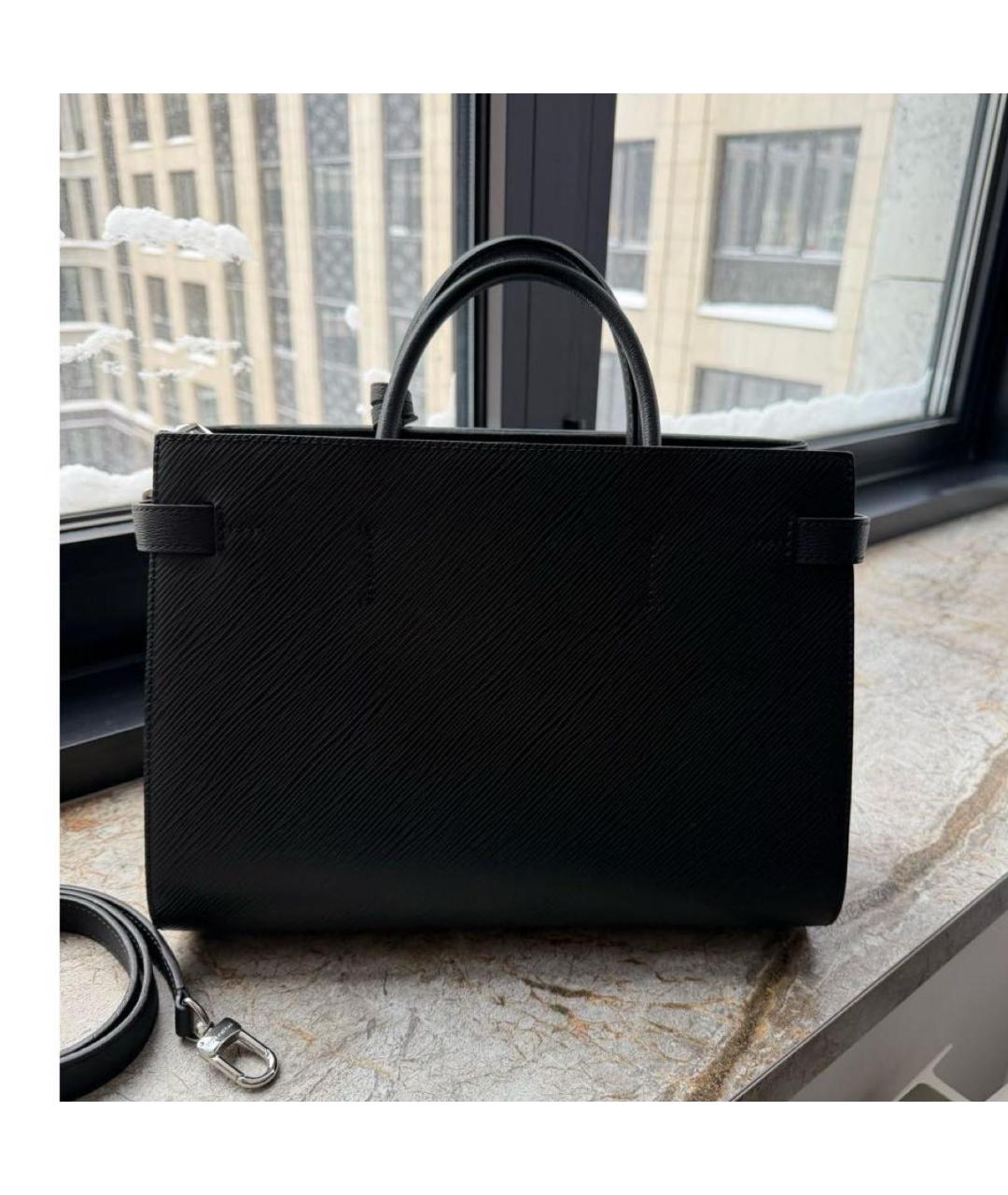 LOUIS VUITTON Черная кожаная сумка с короткими ручками, фото 3