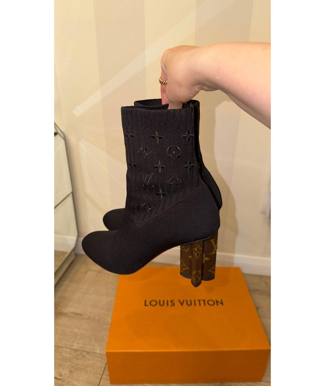 LOUIS VUITTON Черные текстильные ботильоны, фото 6