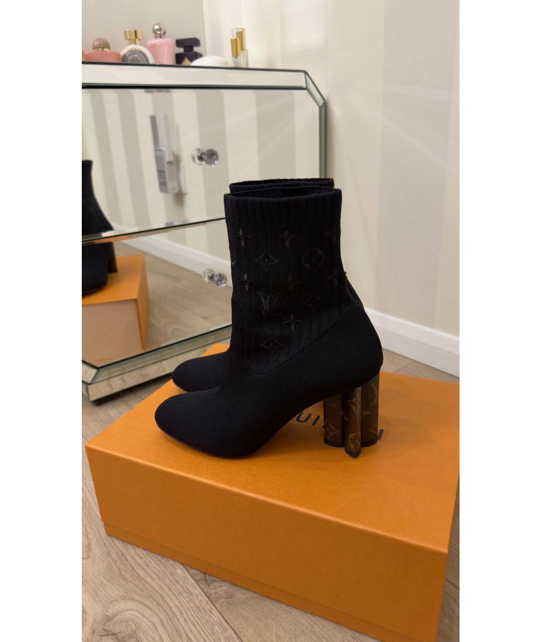 LOUIS VUITTON Черные текстильные ботильоны, фото 4