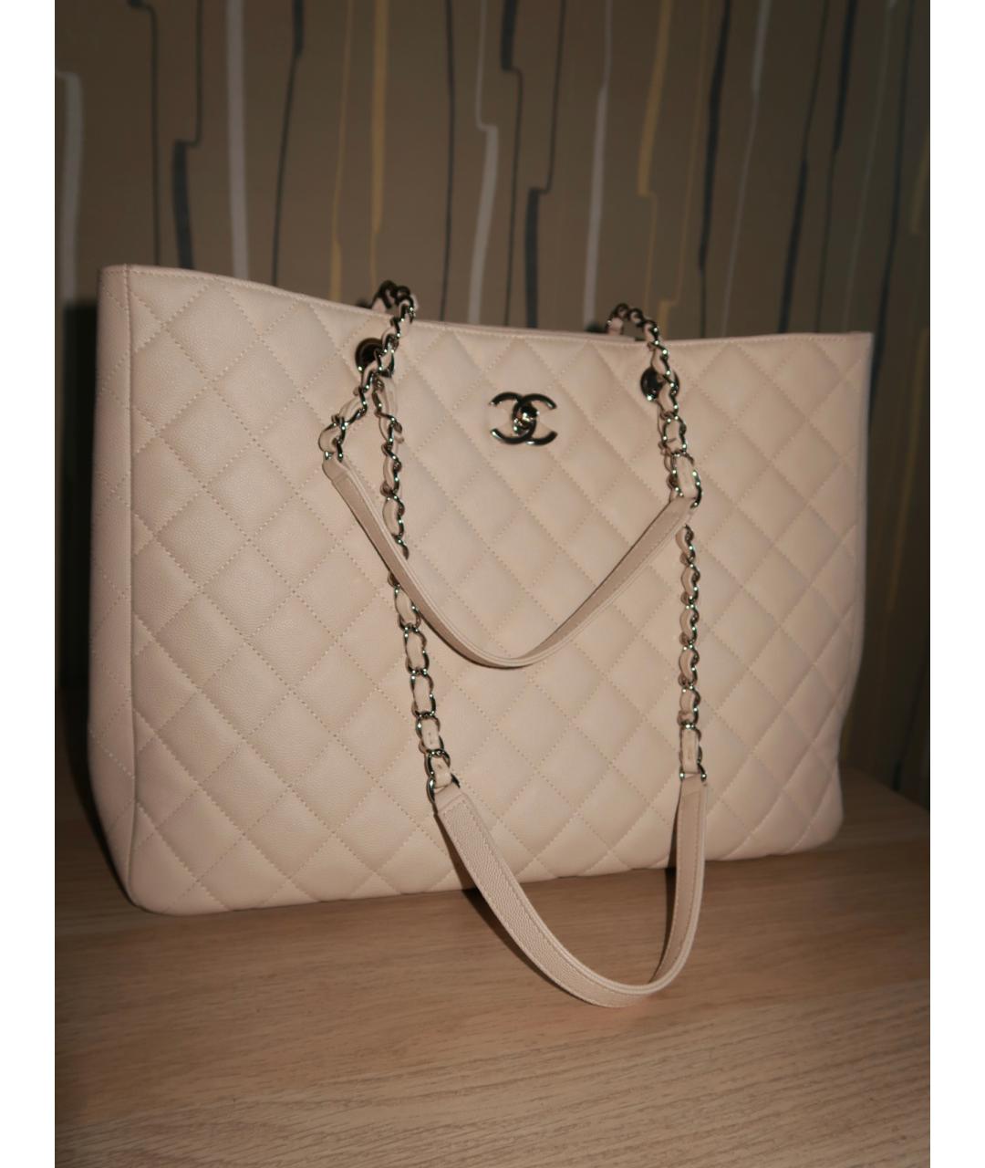 CHANEL Бежевая кожаная сумка тоут, фото 6