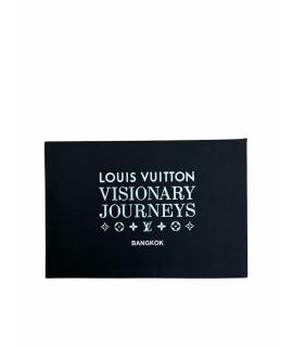 LOUIS VUITTON Книга