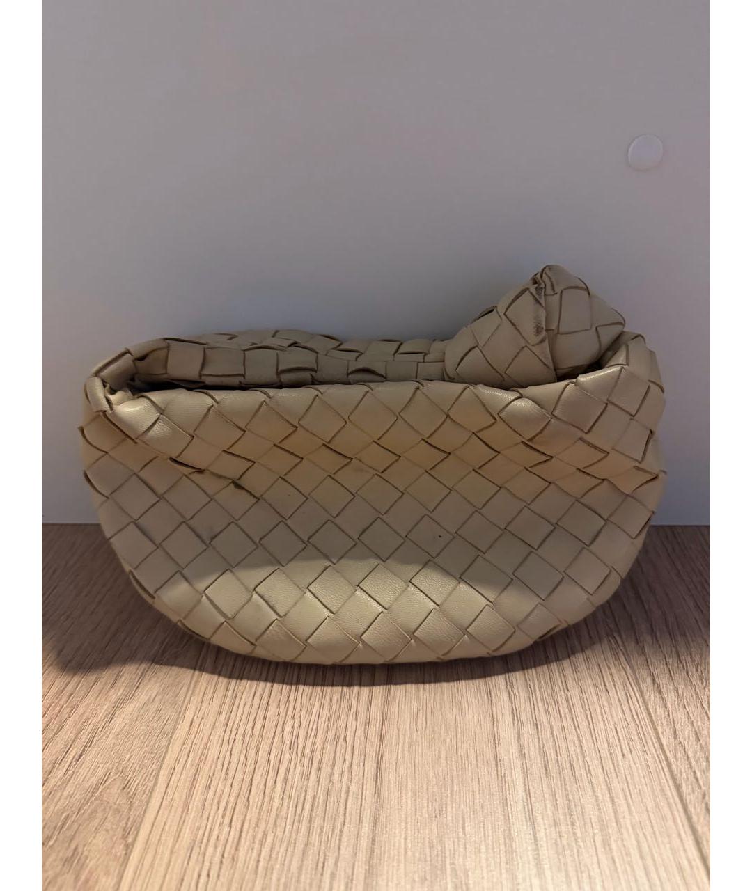 BOTTEGA VENETA Бежевая кожаная сумка с короткими ручками, фото 3