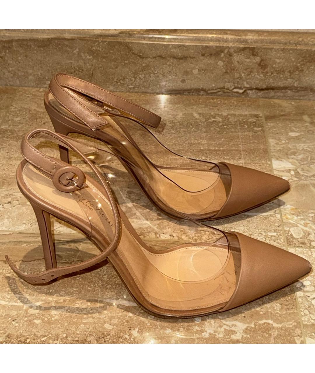 GIANVITO ROSSI Бежевые туфли, фото 2