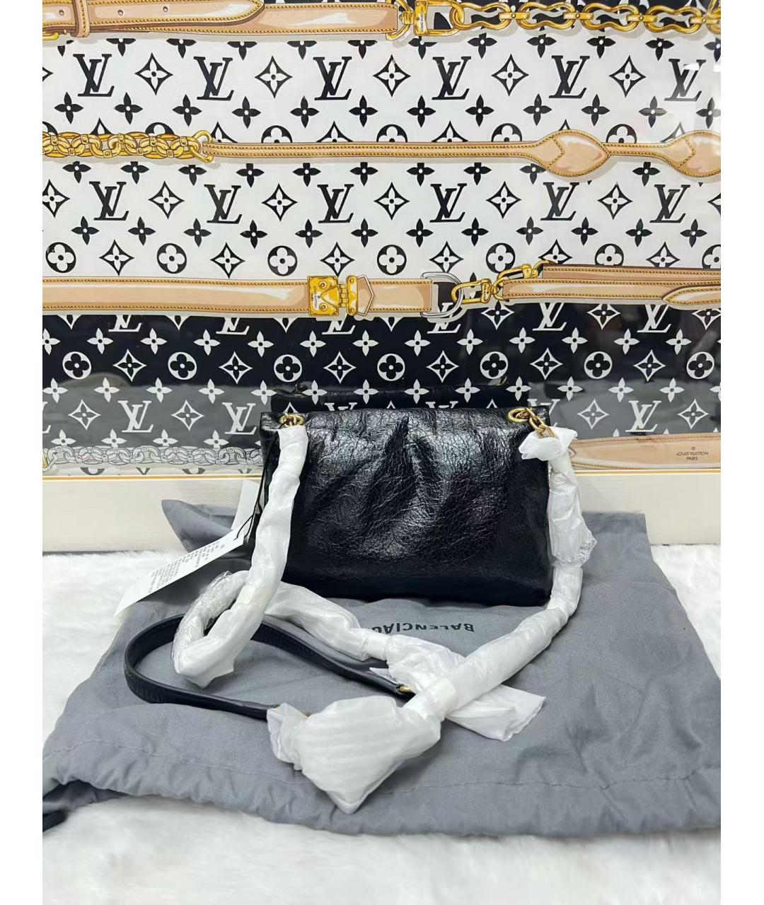 BALENCIAGA Черная кожаная сумка через плечо, фото 3