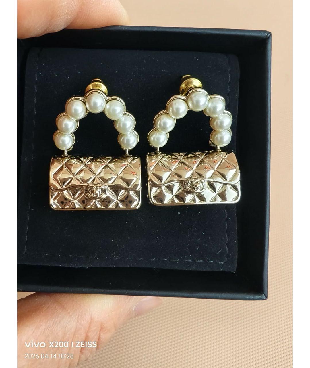 CHANEL Золотые металлические серьги, фото 6