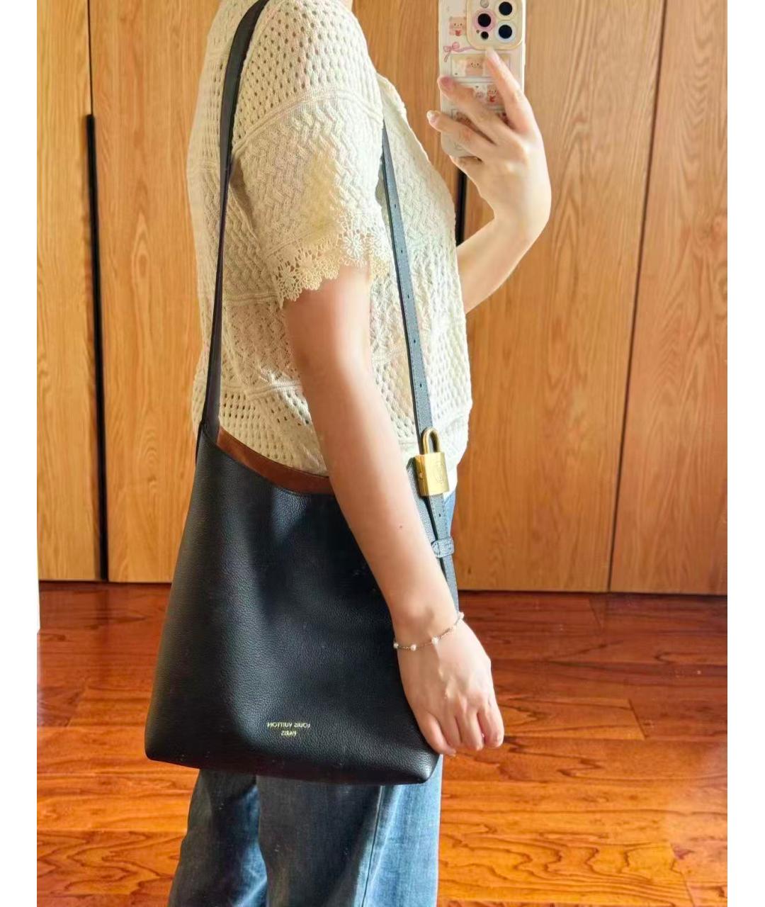 LOUIS VUITTON BEAUTY Черная кожаная сумка через плечо, фото 7