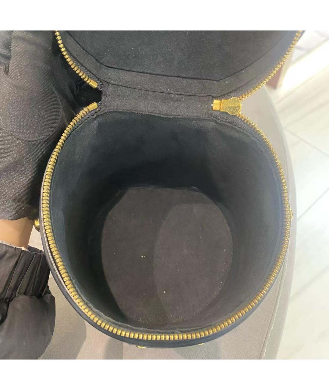 LOUIS VUITTON Коричневая кожаная сумка с короткими ручками, фото 6