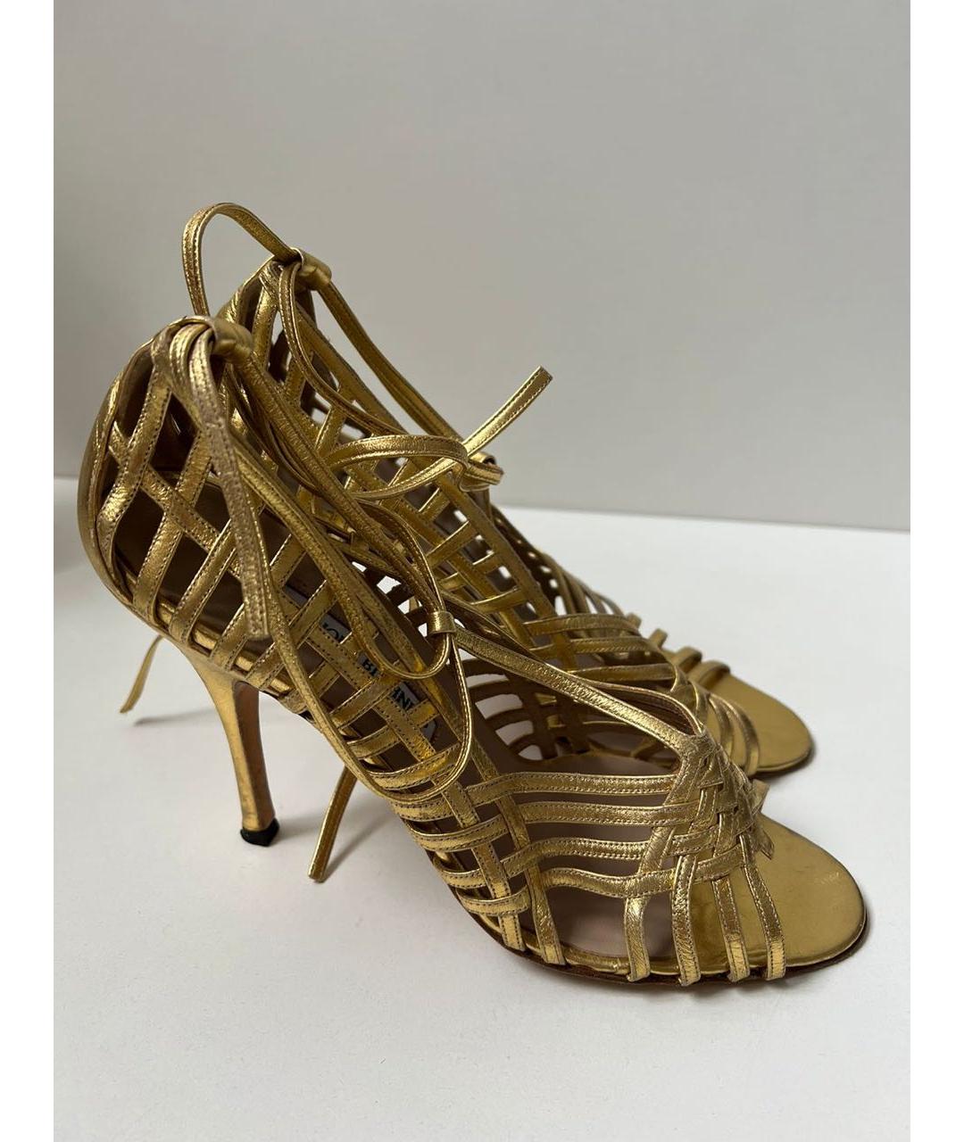 MANOLO BLAHNIK Золотые босоножки, фото 9