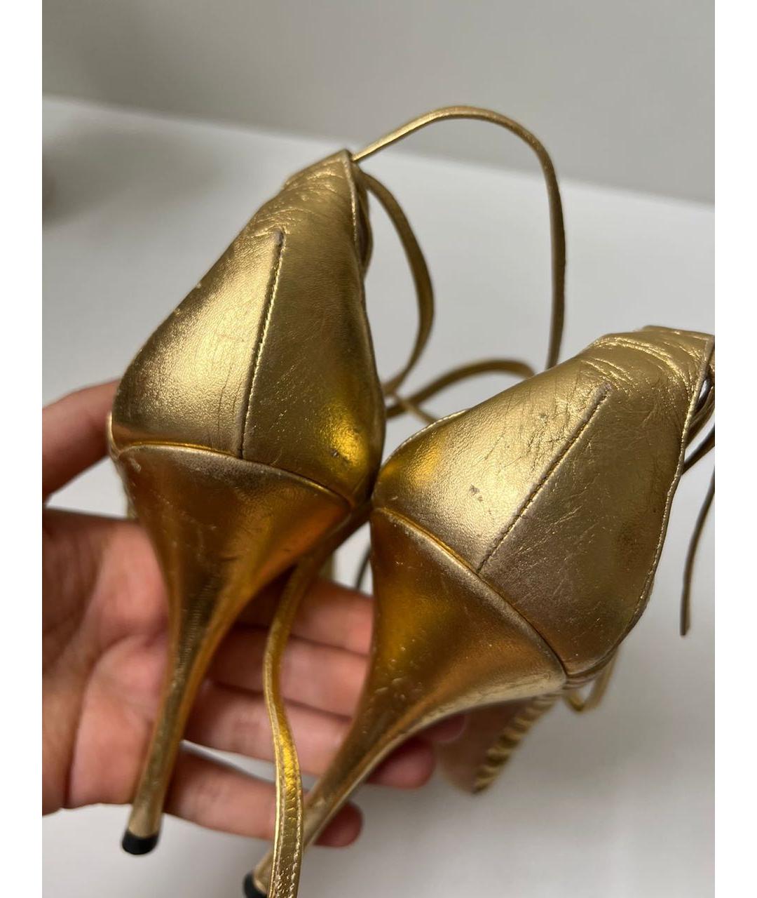 MANOLO BLAHNIK Золотые босоножки, фото 8