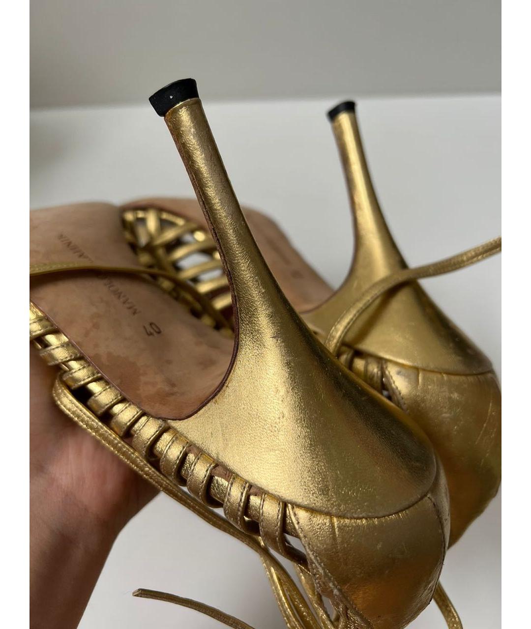 MANOLO BLAHNIK Золотые босоножки, фото 6