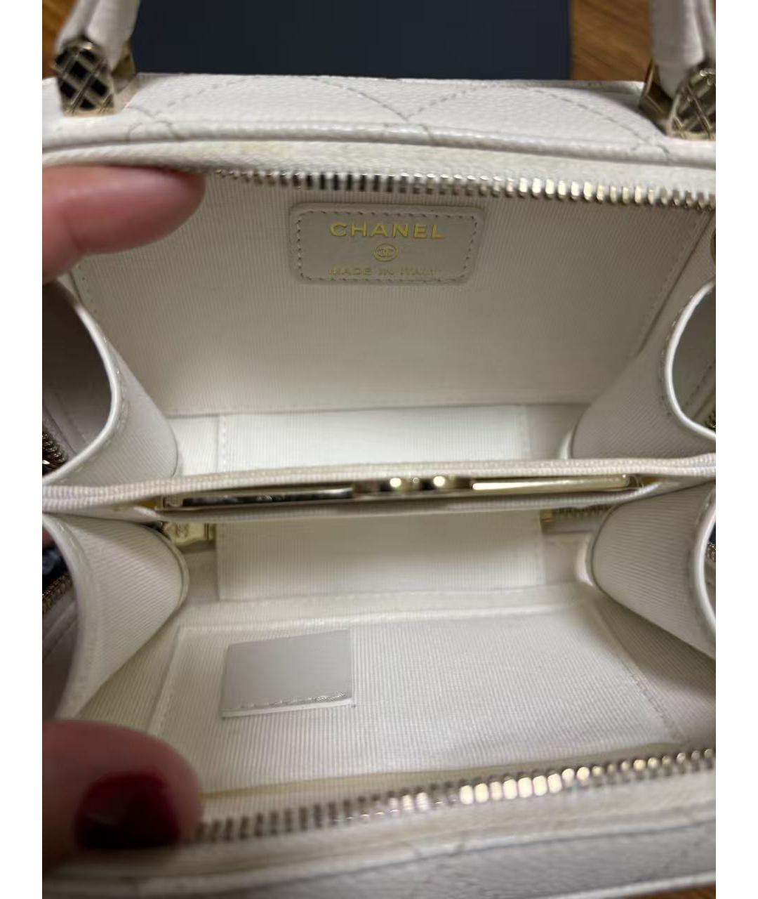 CHANEL Белая кожаная сумка через плечо, фото 6