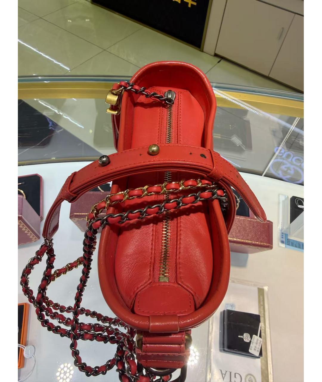 CHANEL Красная кожаная сумка через плечо, фото 5