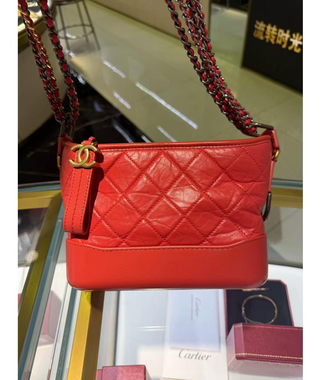 CHANEL Красная кожаная сумка через плечо, фото 2