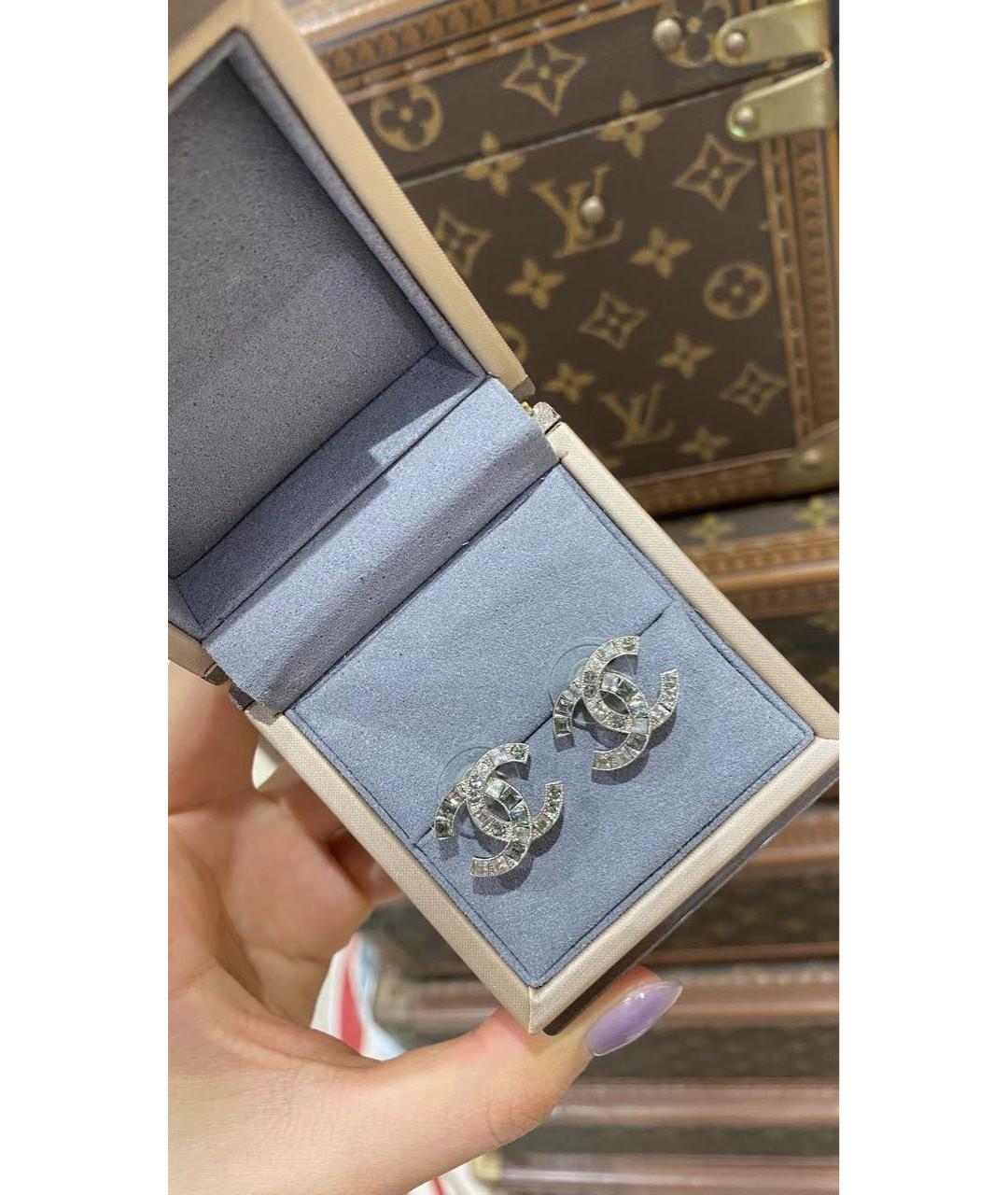 CHANEL Серебряные металлические серьги, фото 2