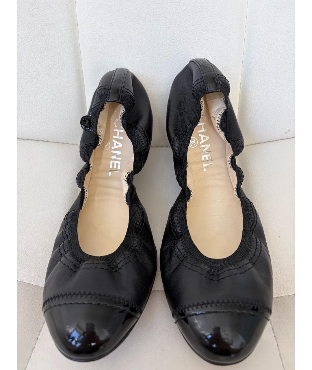 CHANEL Черные кожаные балетки, фото 2