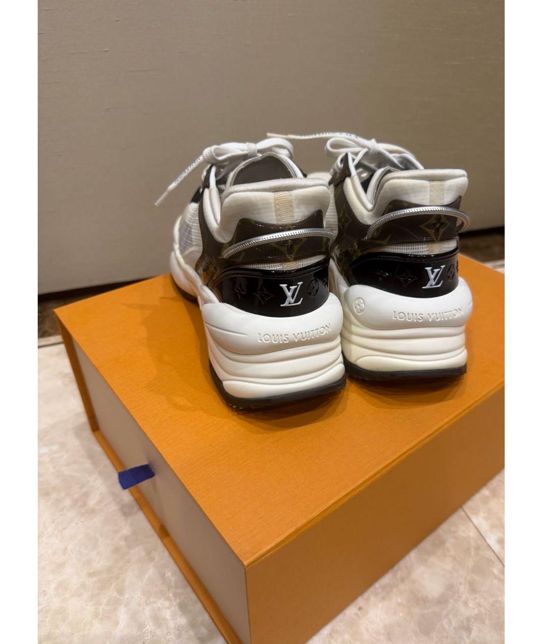 LOUIS VUITTON Белые кроссовки, фото 4