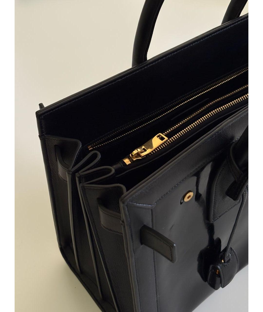 SAINT LAURENT Черная сумка с короткими ручками из лакированной кожи, фото 4