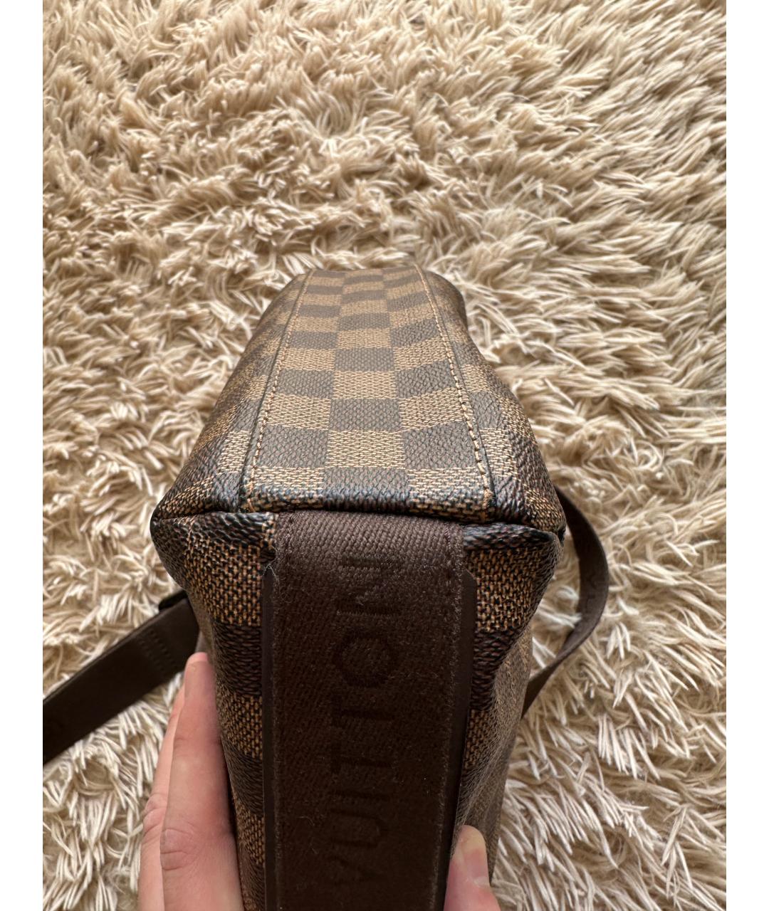 LOUIS VUITTON Коричневая сумка на плечо из искусственной кожи, фото 6