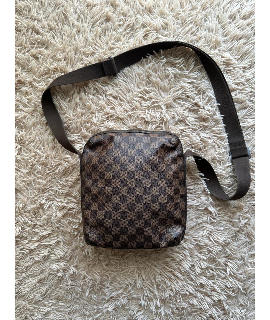 LOUIS VUITTON Коричневая сумка на плечо из искусственной кожи, фото 8