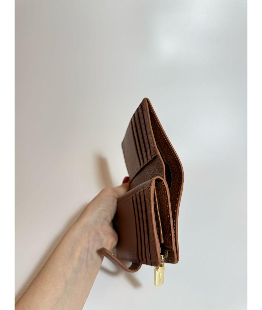 COCCINELLE Коричневый кожаный кошелек, фото 5