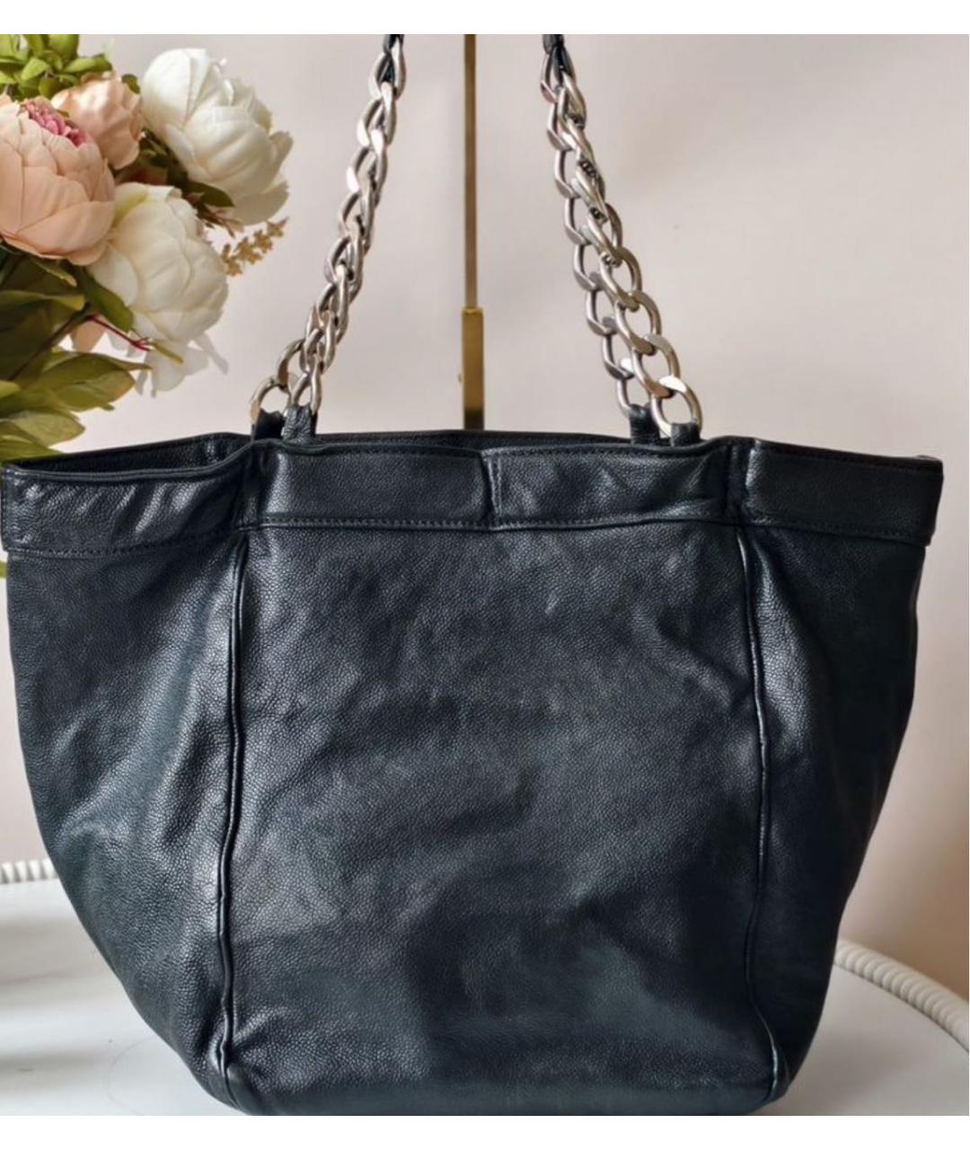 CHANEL Черная кожаная сумка тоут, фото 2